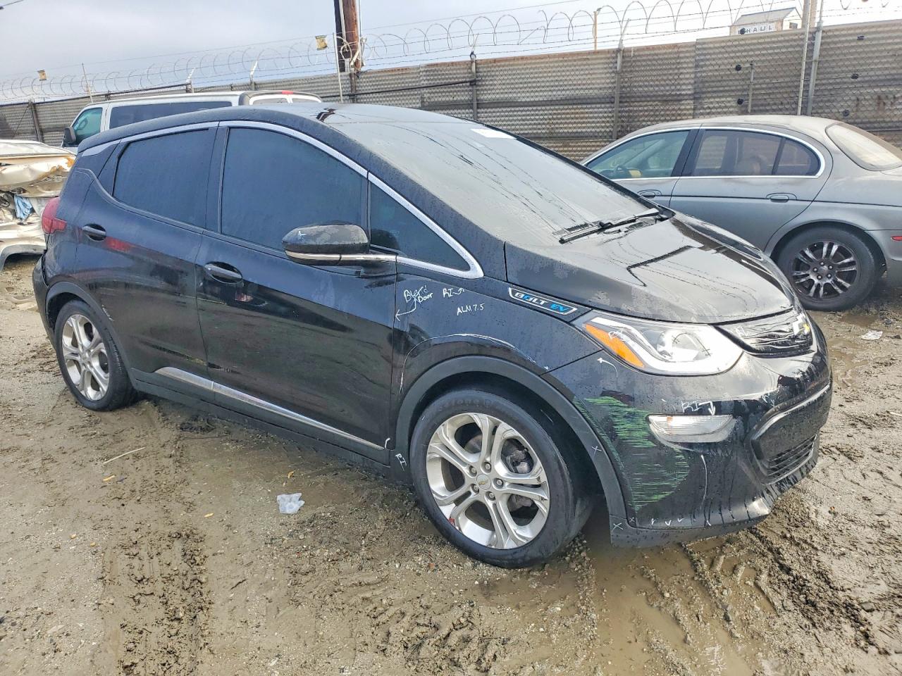 2021 CHEVROLET BOLT EV LT photo 4