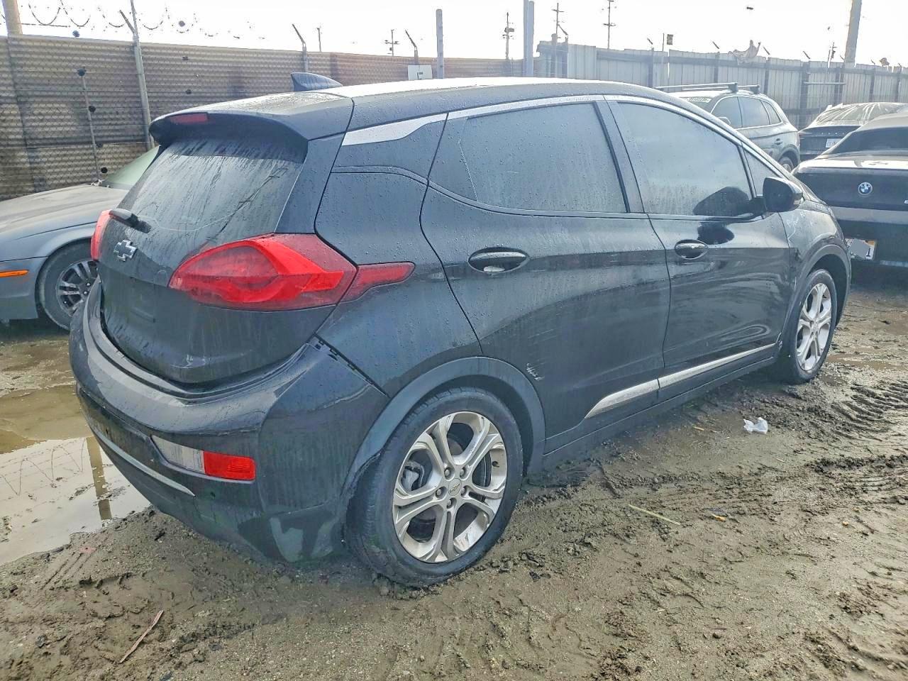 2021 CHEVROLET BOLT EV LT photo 3