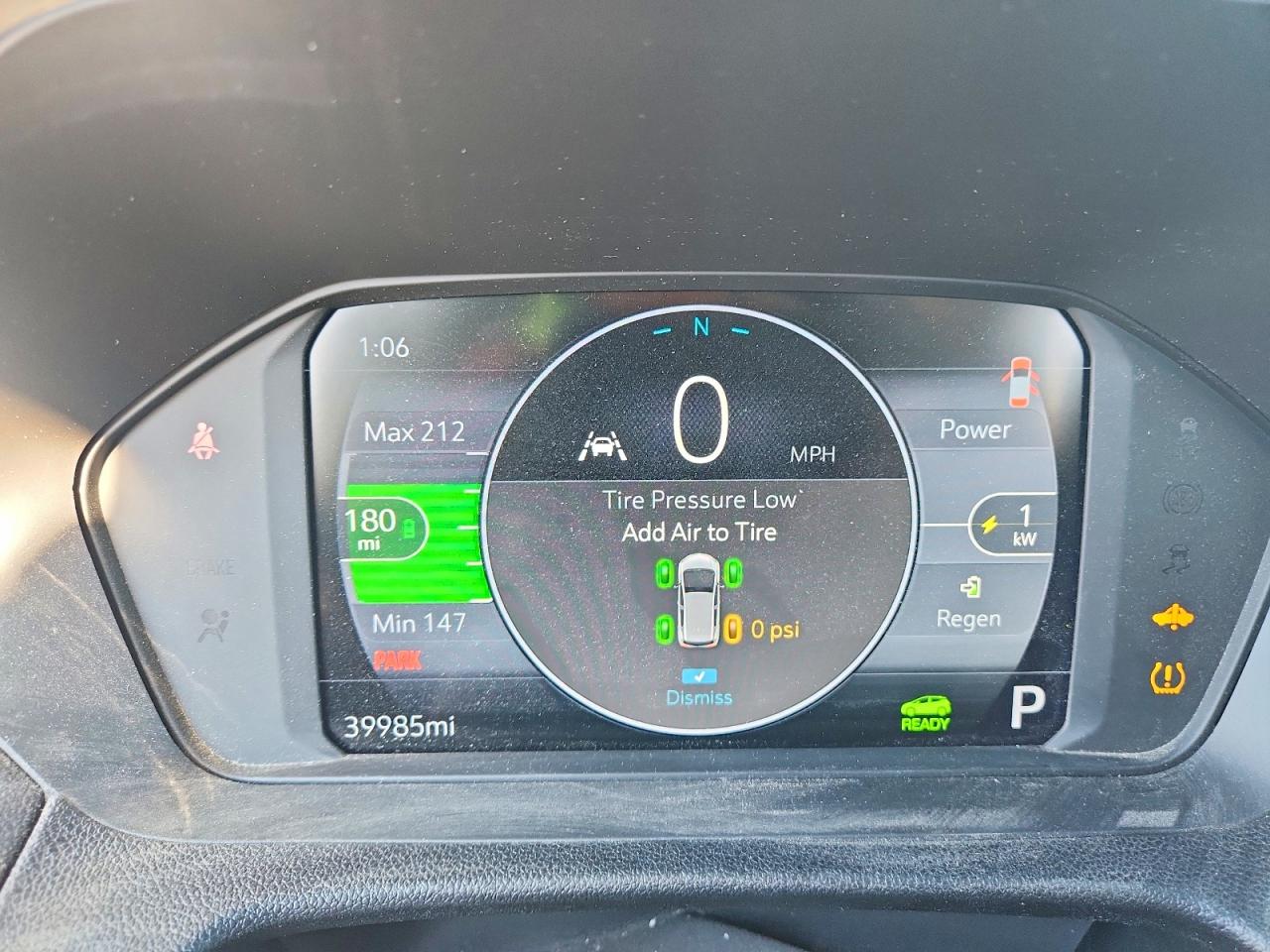 2023 CHEVROLET BOLT EV 1LT photo 9