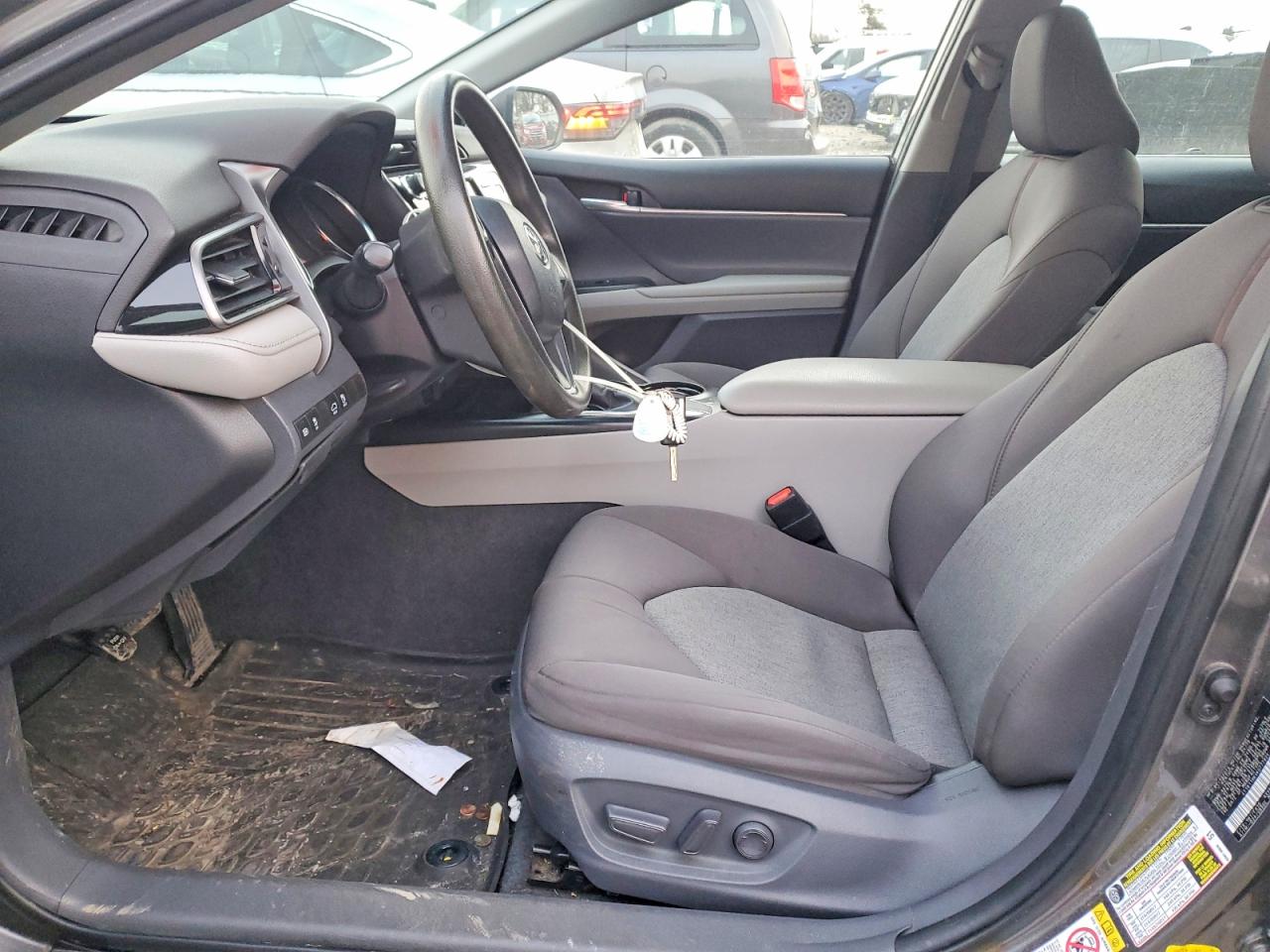 2019 TOYOTA CAMRY L photo 7