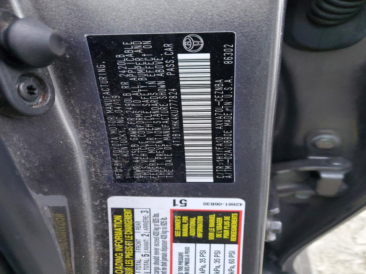 2019 TOYOTA CAMRY L photo 12