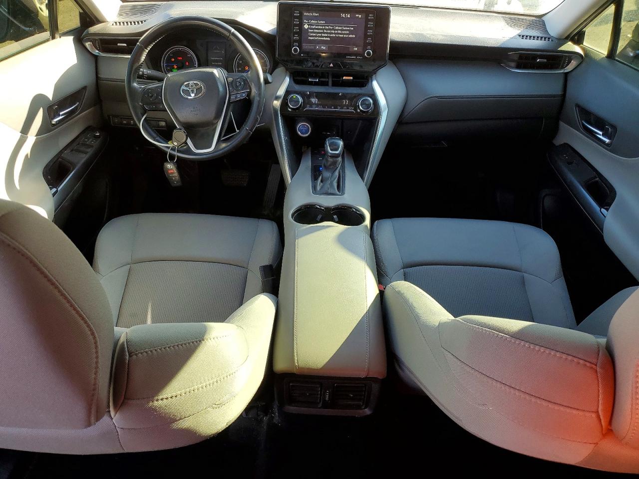 2021 TOYOTA VENZA LE photo 8