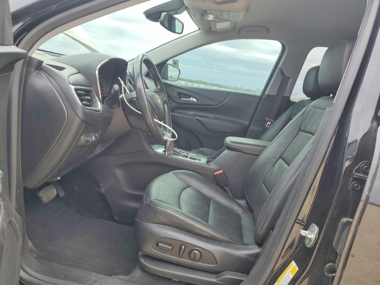 2020 CHEVROLET EQUINOX LT photo 7