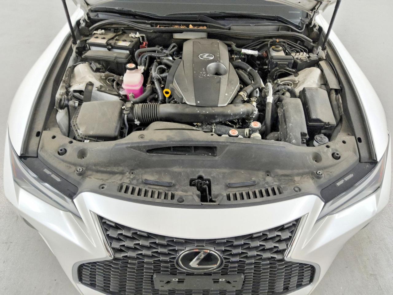 2023 LEXUS IS 300 photo 11