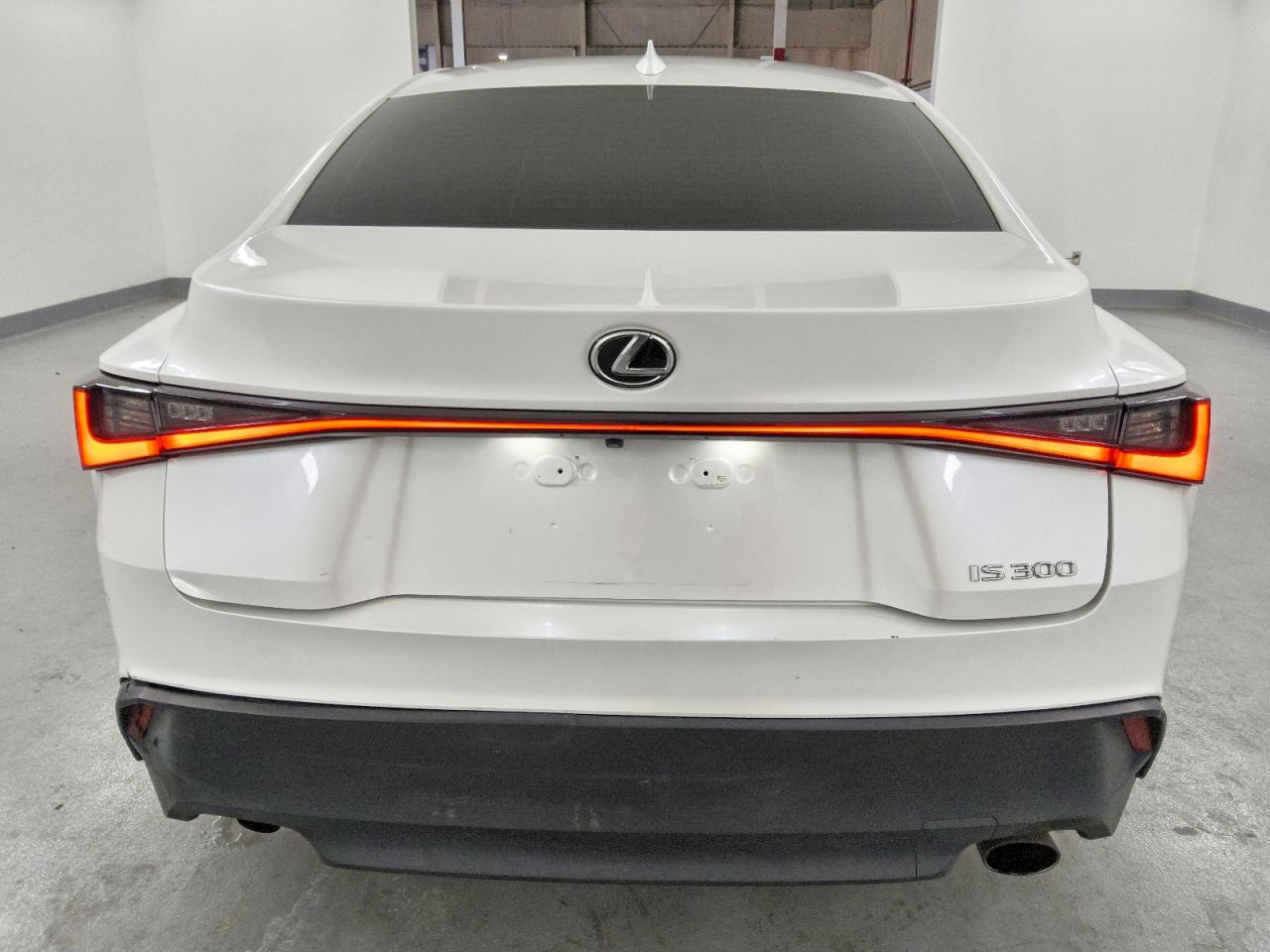 2023 LEXUS IS 300 photo 6