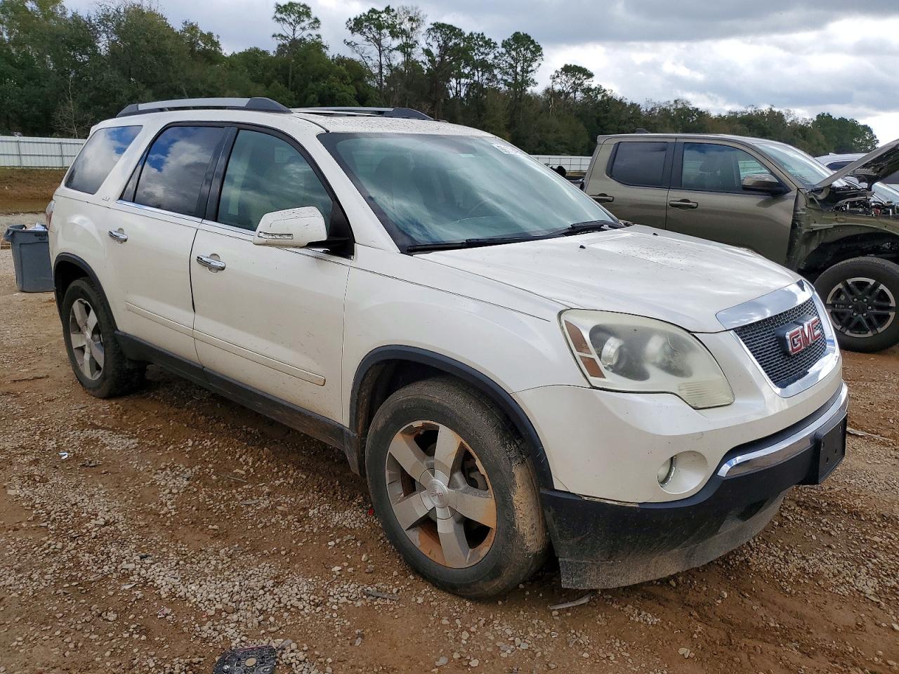 2011 GMC ACADIA SLT-1 photo 7