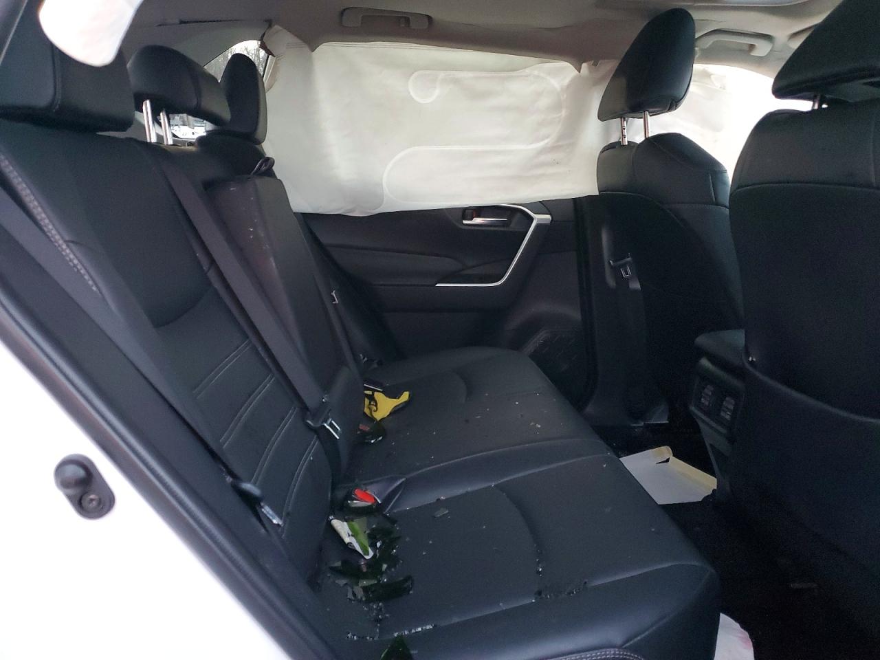 2021 TOYOTA RAV4 XLE PREMIUM photo 11