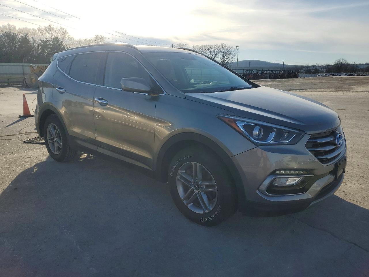 2017 HYUNDAI SANTA FE SPORT photo 4