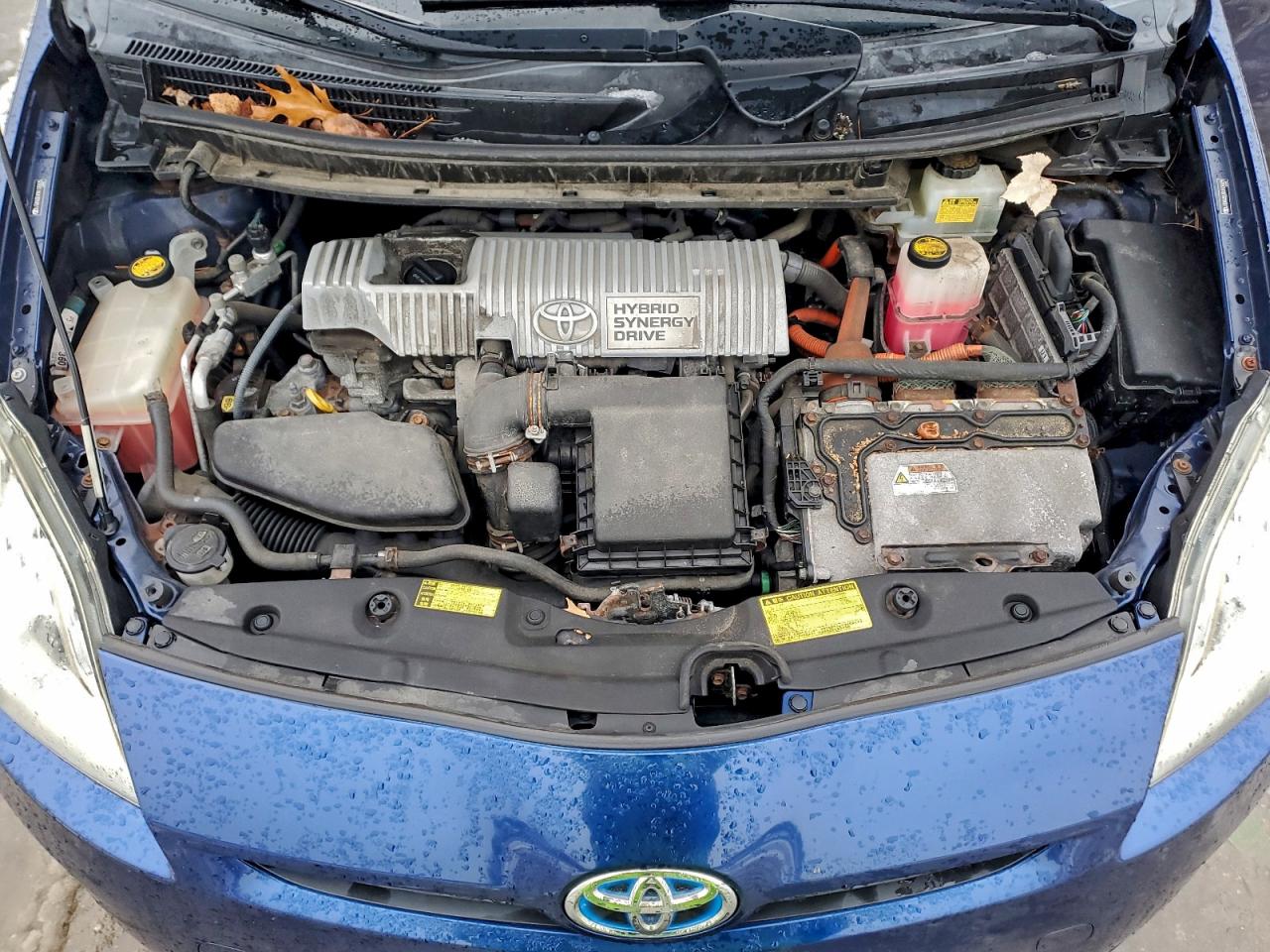 2010 TOYOTA PRIUS photo 11
