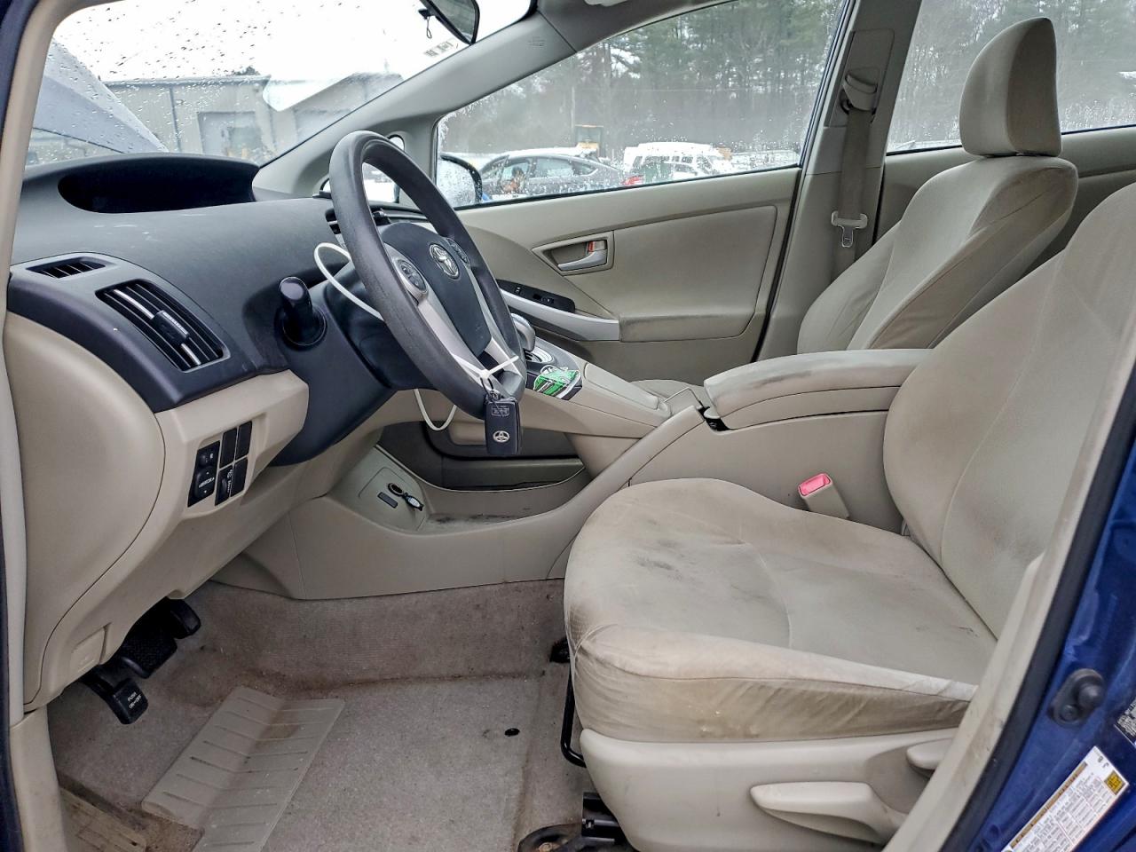 2010 TOYOTA PRIUS photo 7