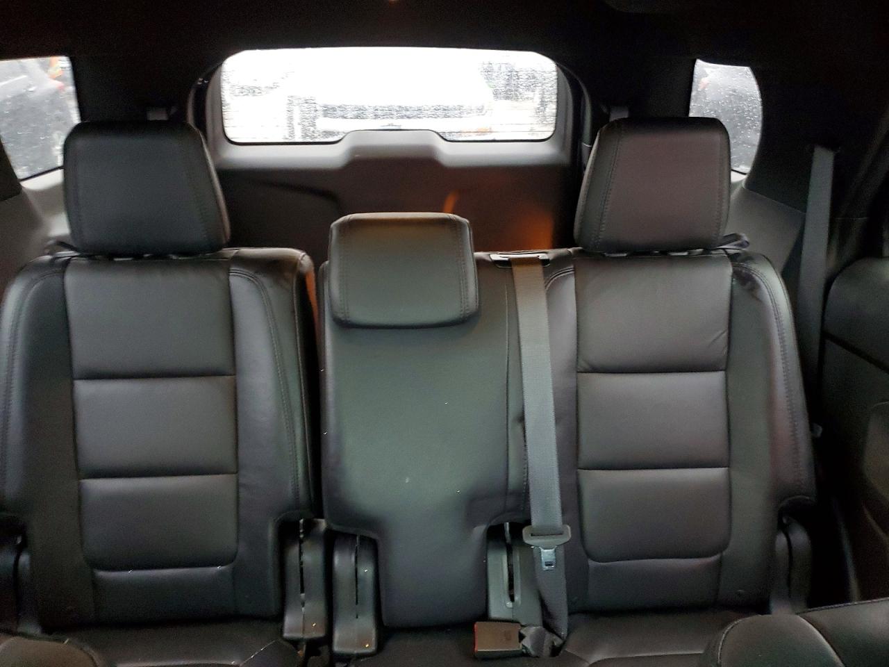2015 FORD EXPLORER XLT photo 10