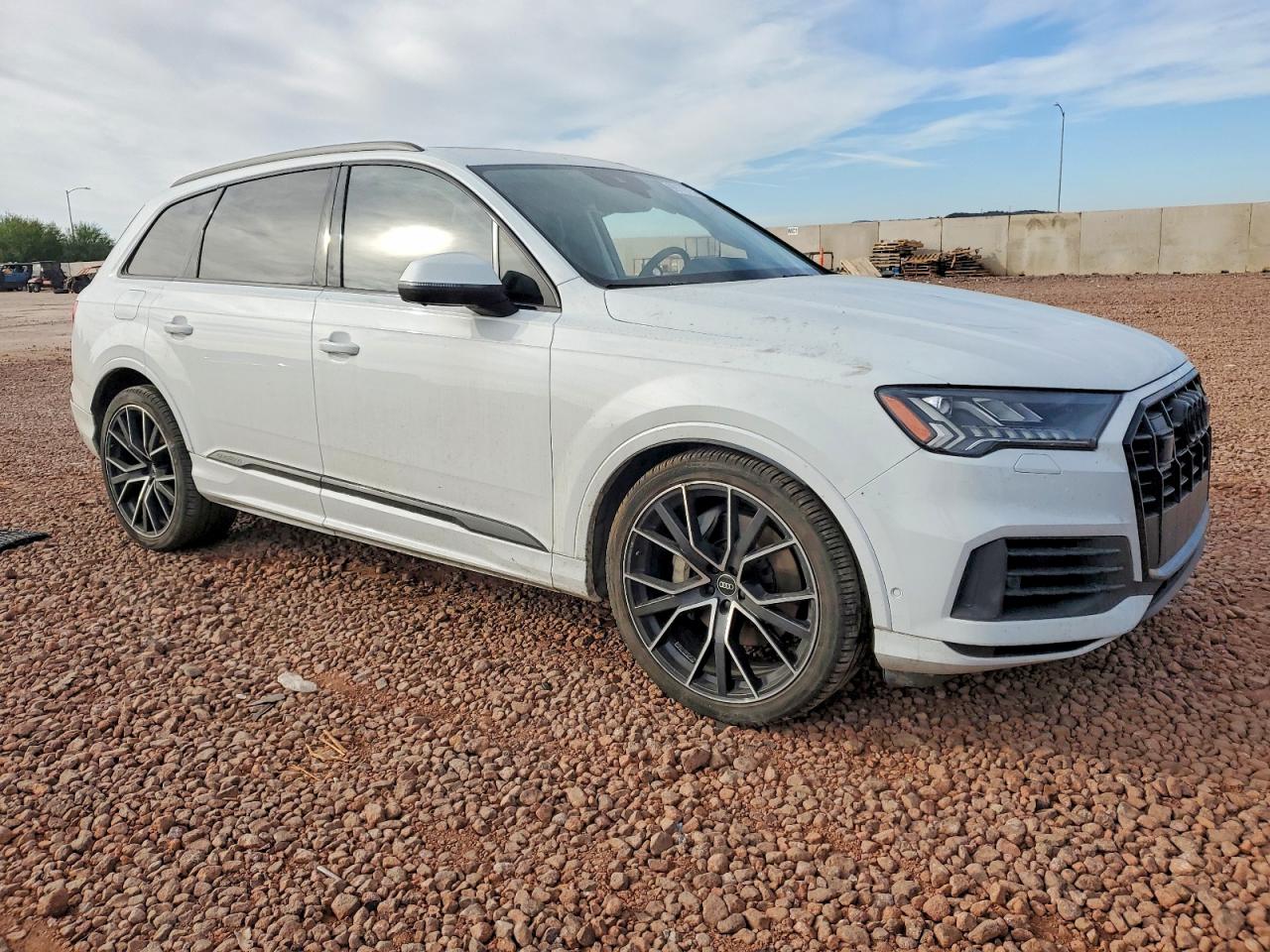 2021 AUDI Q7 PRESTIGE photo 4