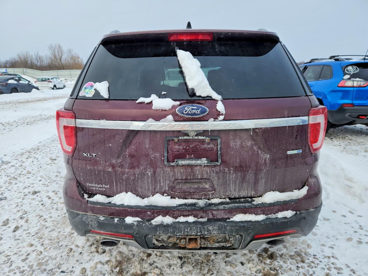 2018 FORD EXPLORER XLT photo 6