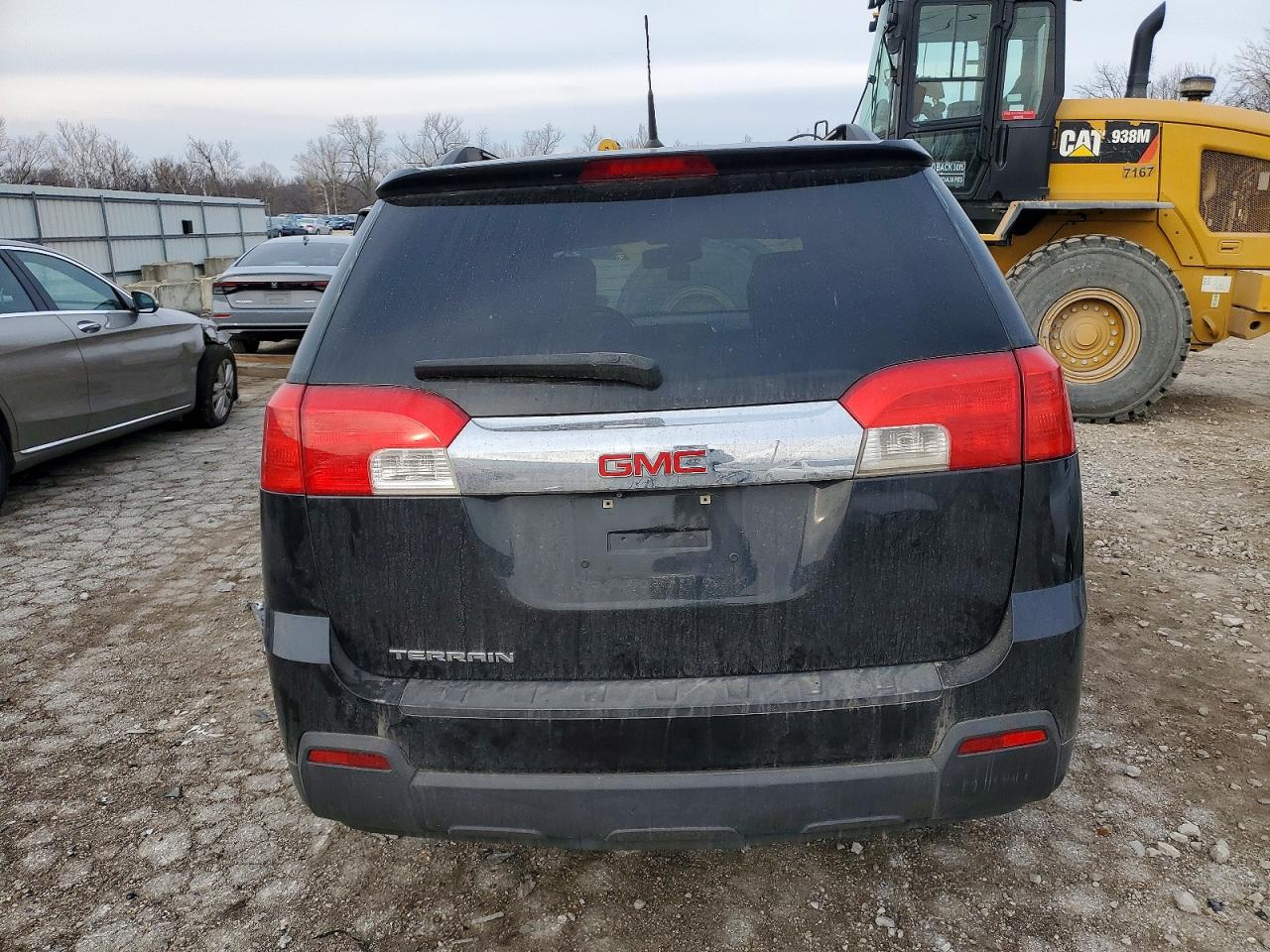 2011 GMC TERRAIN SLE photo 6