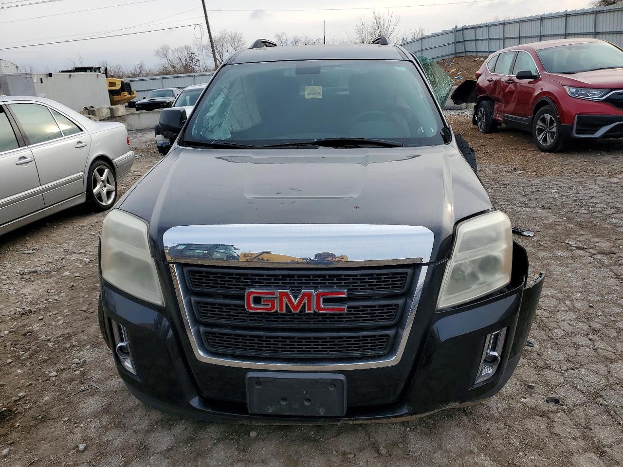 2011 GMC TERRAIN SLE photo 5