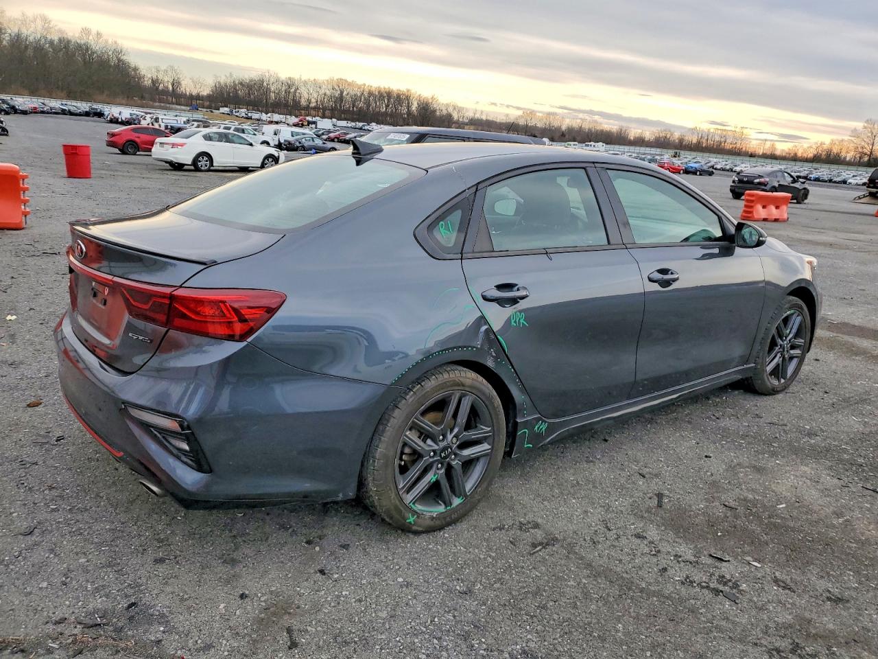 2020 KIA FORTE GT LINE photo 3