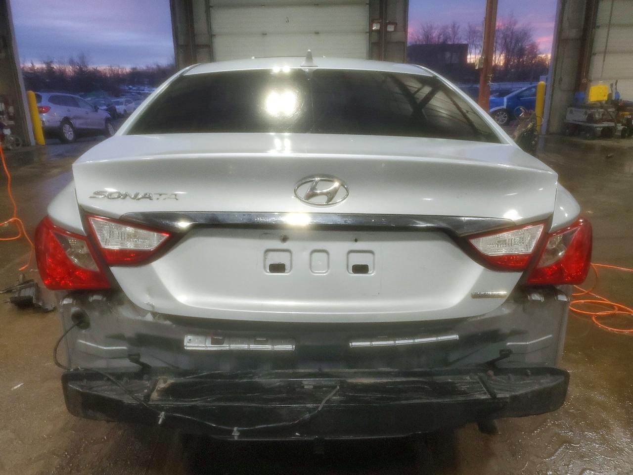 2011 HYUNDAI SONATA LIMITED photo 6