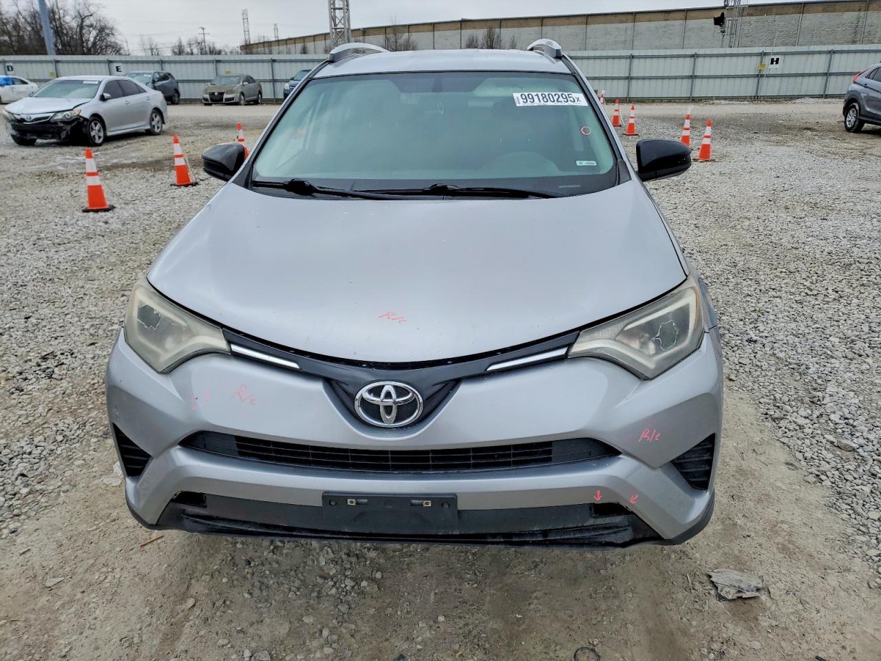 2016 TOYOTA RAV4 LE photo 5