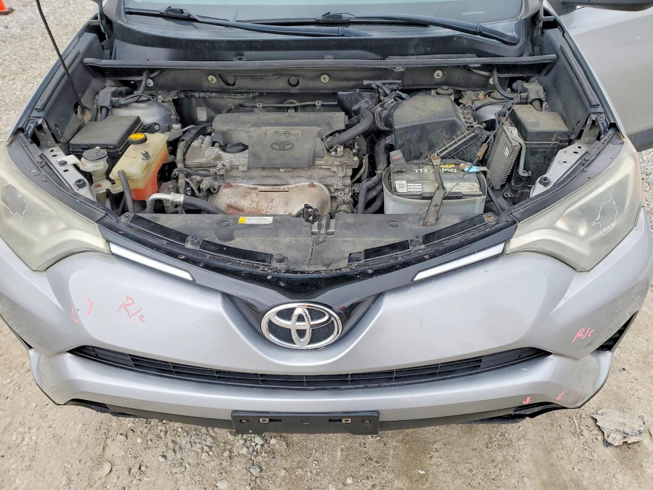 2016 TOYOTA RAV4 LE photo 12
