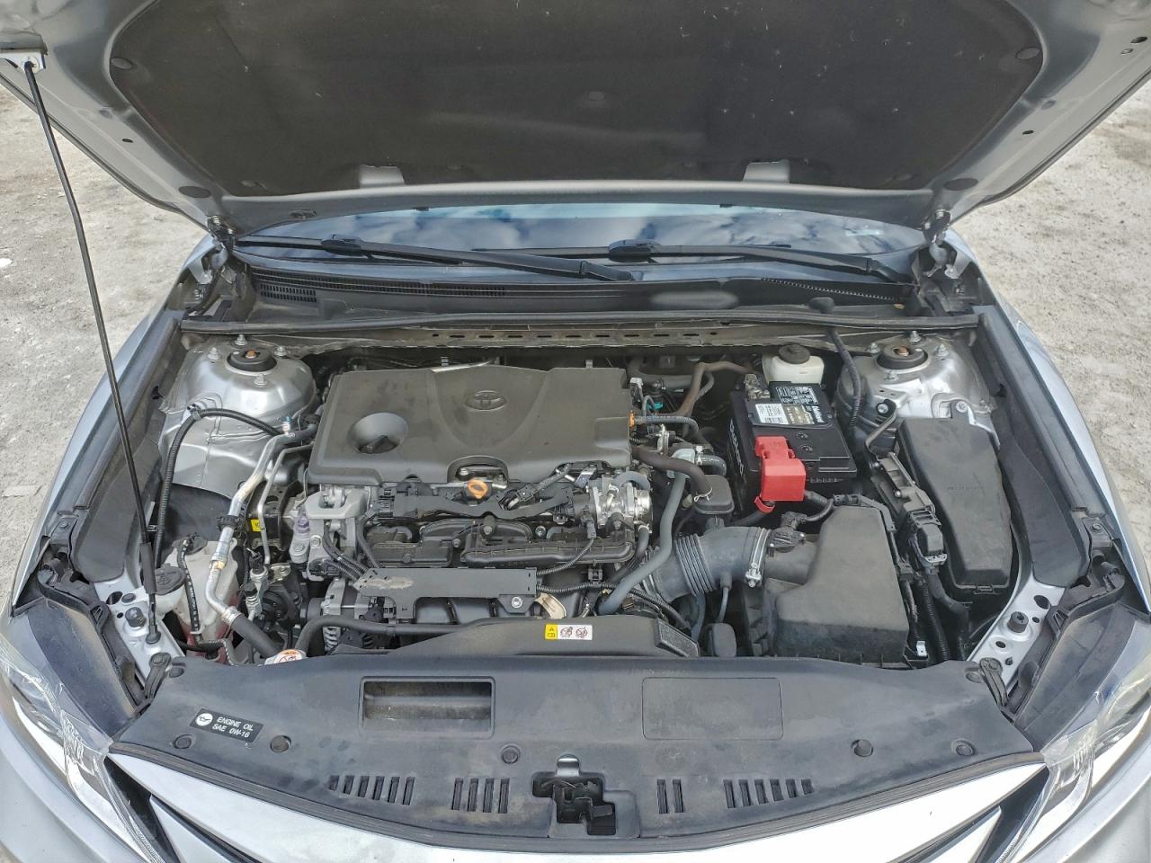 2021 TOYOTA CAMRY LE photo 11
