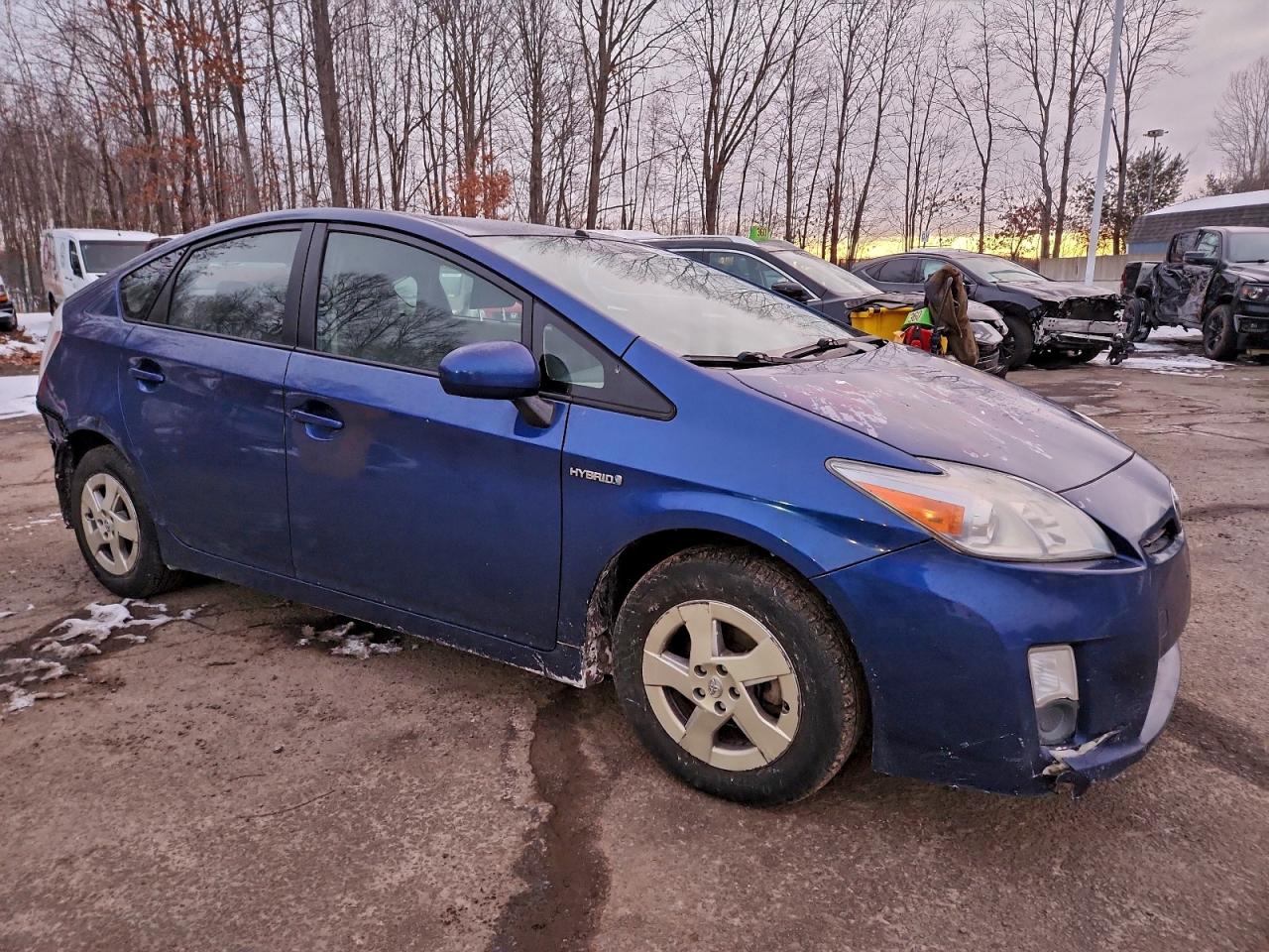 2010 TOYOTA PRIUS photo 4
