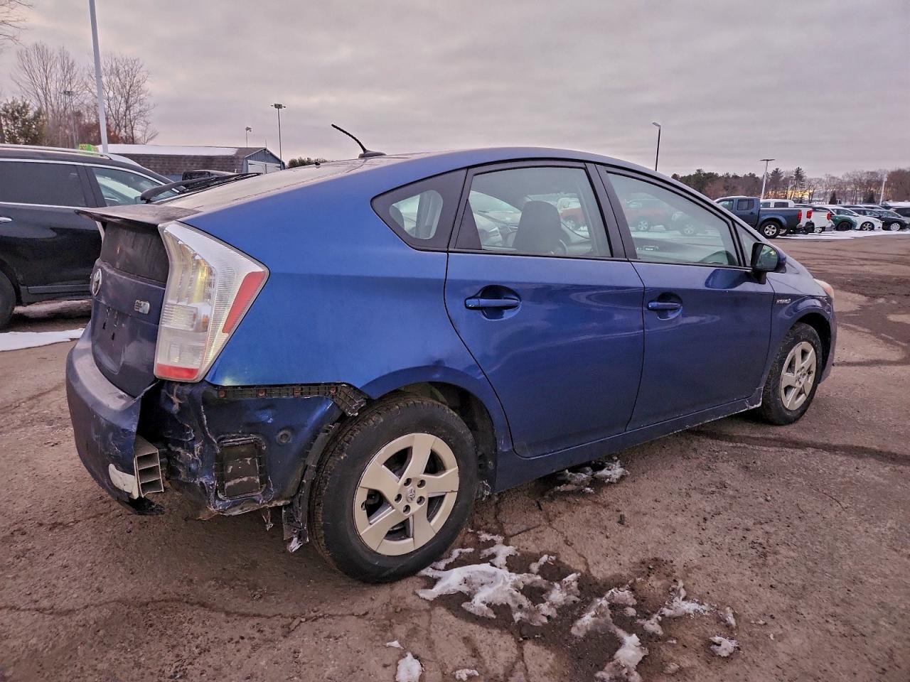 2010 TOYOTA PRIUS photo 3