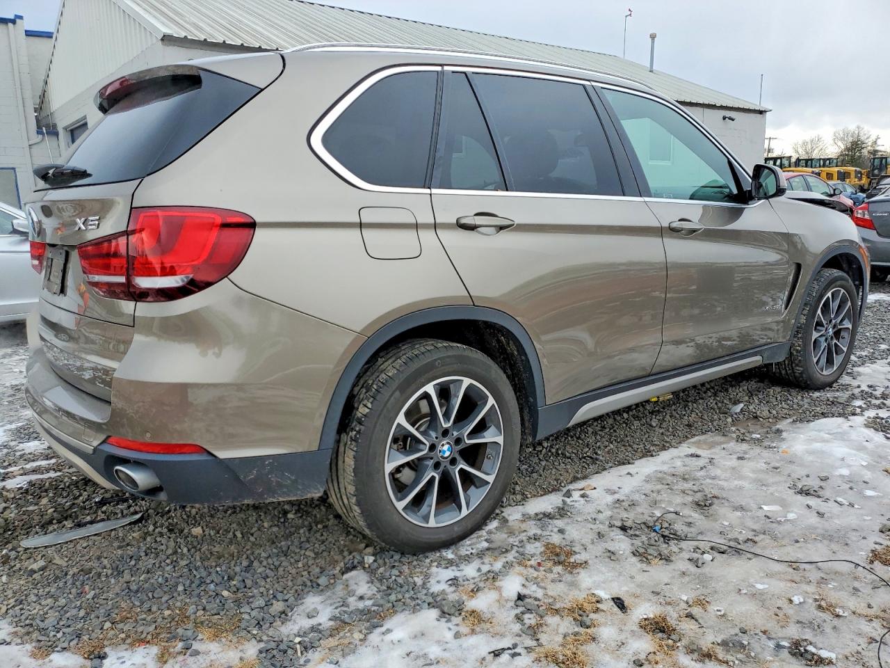 2017 BMW X5 XDRIVE35I photo 3