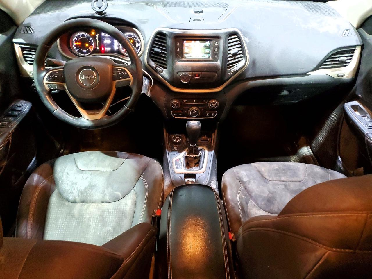 2015 JEEP CHEROKEE LATITUDE photo 8