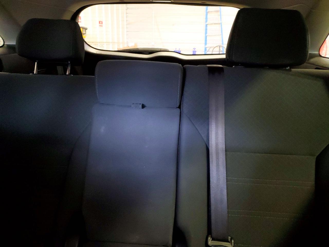 2017 KIA SORENTO LX photo 10