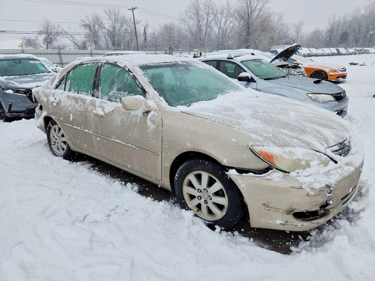 2003 TOYOTA CAMRY LE photo 4