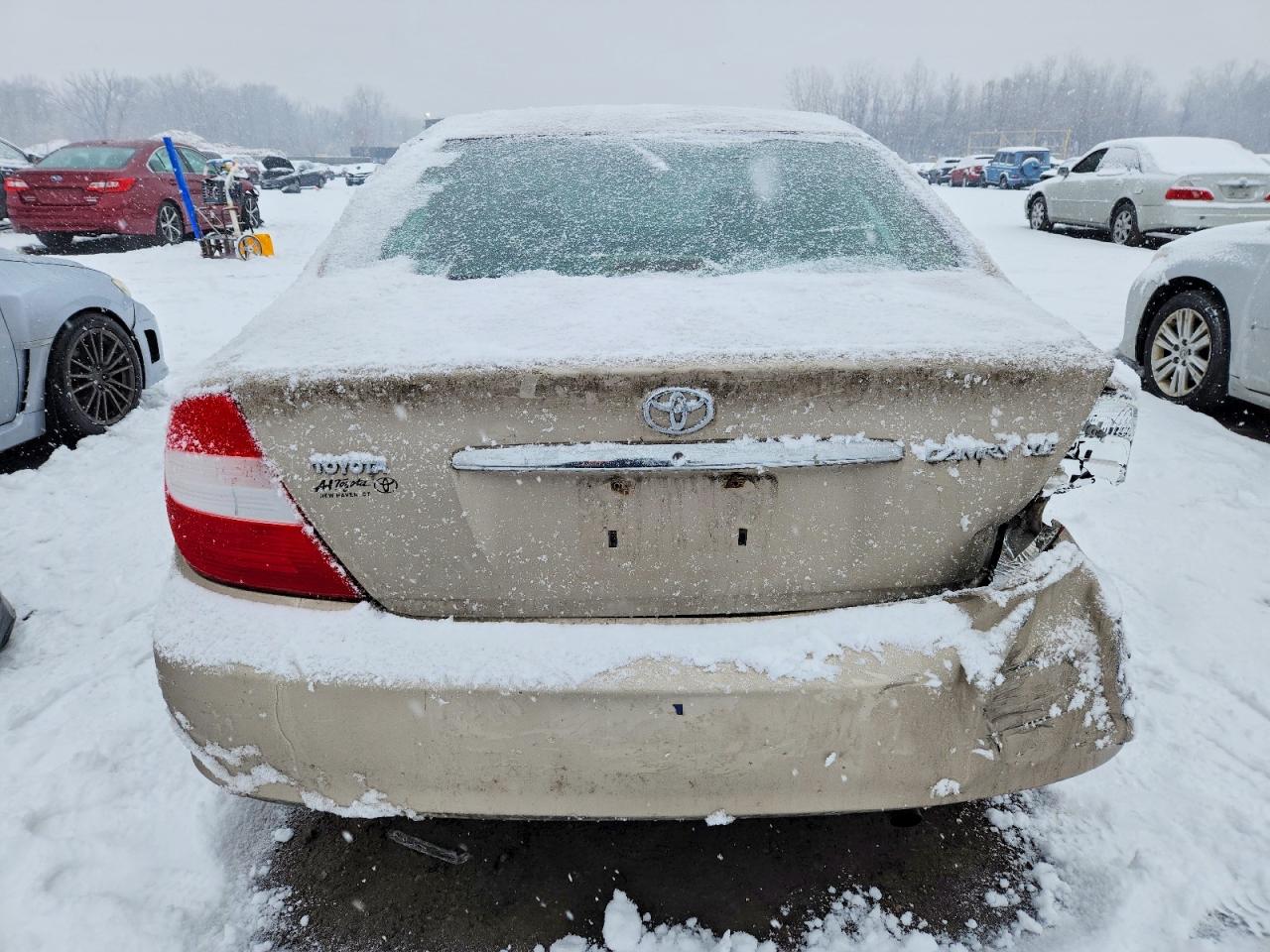 2003 TOYOTA CAMRY LE photo 6