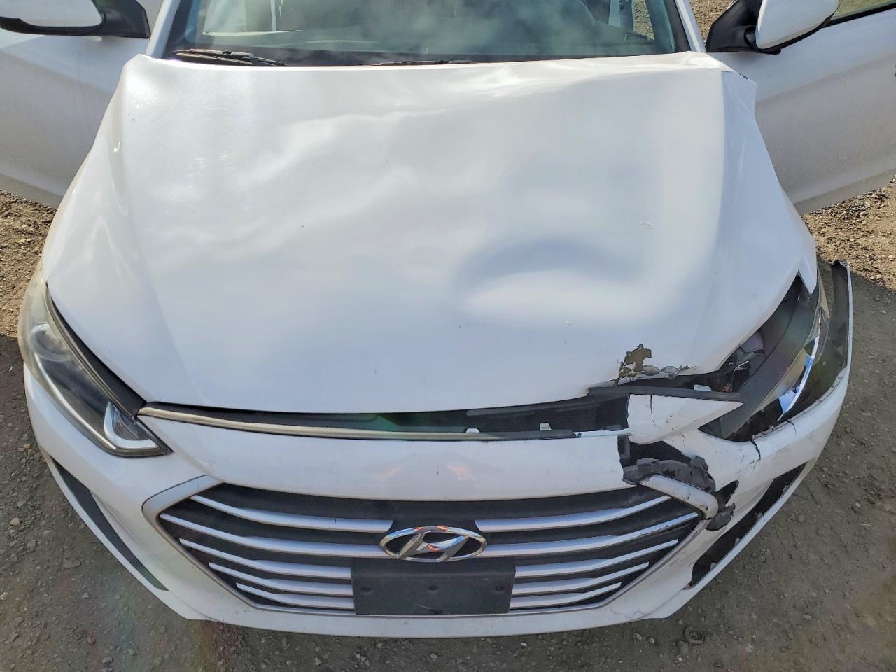 2017 HYUNDAI ELANTRA SE photo 11