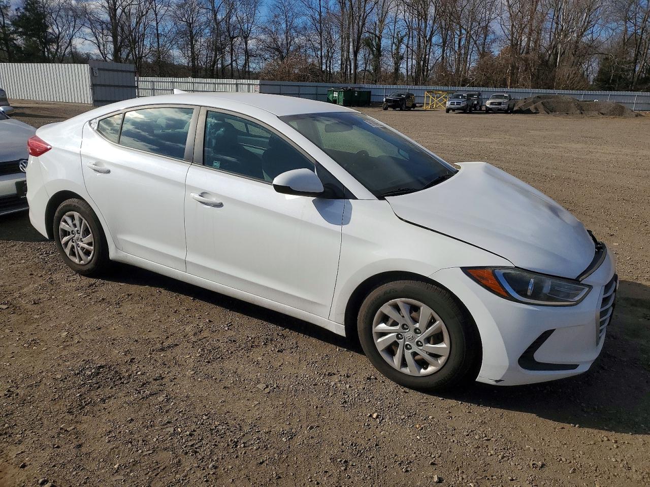 2017 HYUNDAI ELANTRA SE photo 4