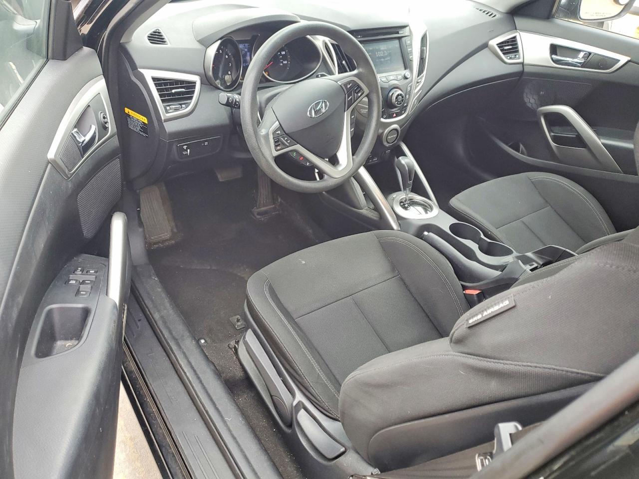 2014 HYUNDAI VELOSTER photo 8