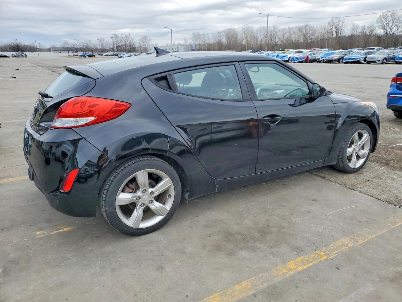 2014 HYUNDAI VELOSTER photo 3
