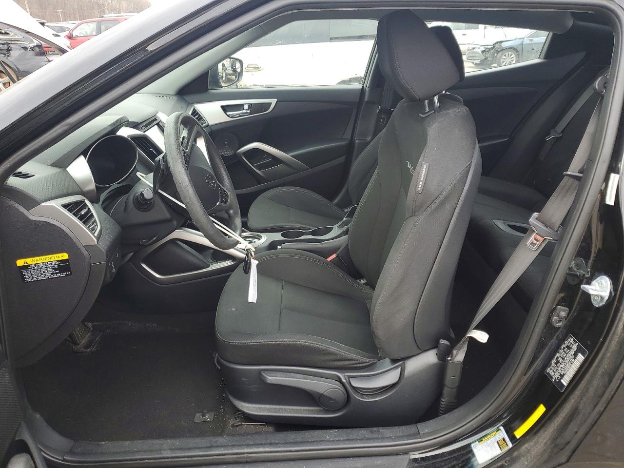2014 HYUNDAI VELOSTER photo 7