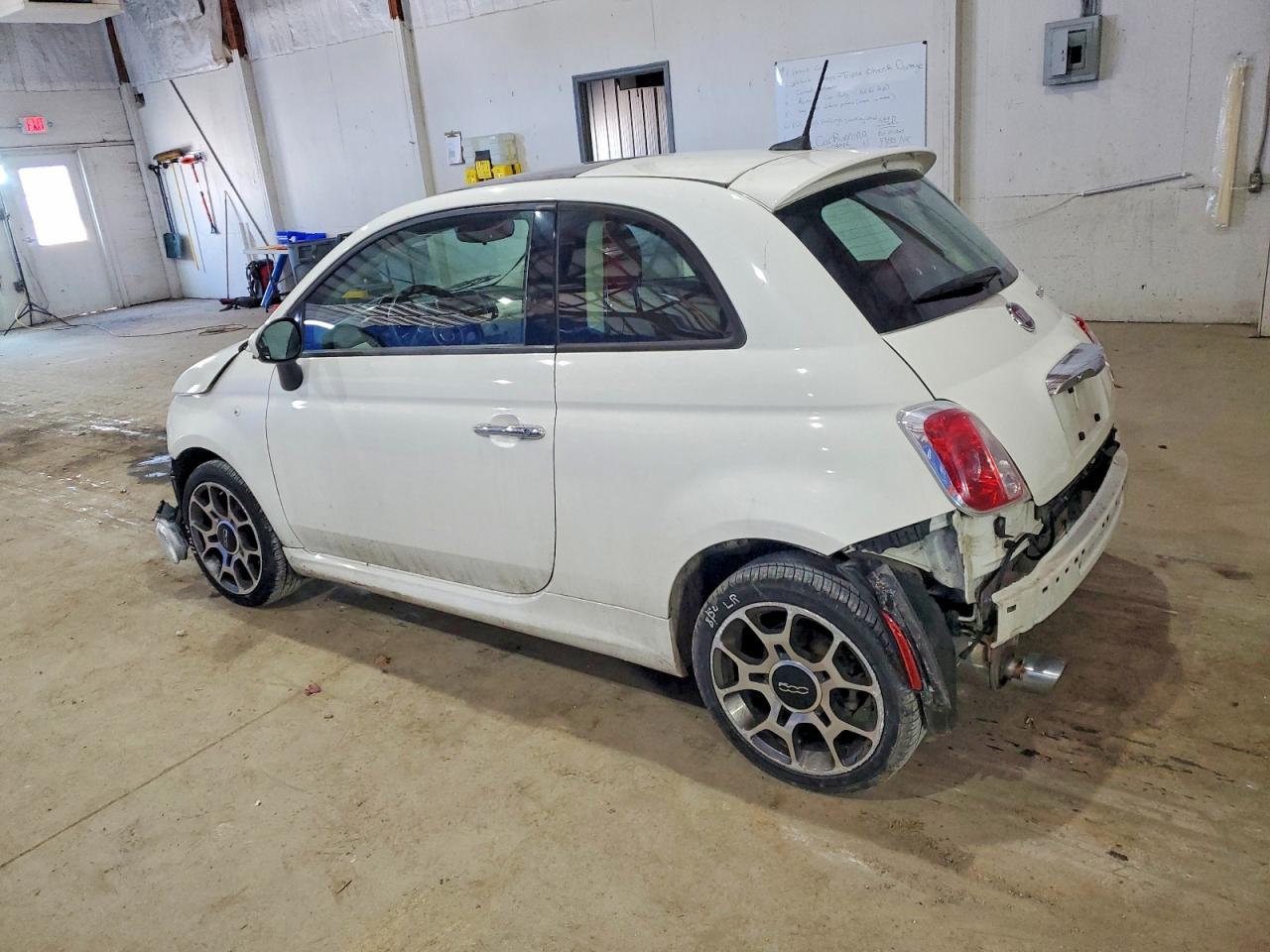 2018 FIAT 500 POP photo 2