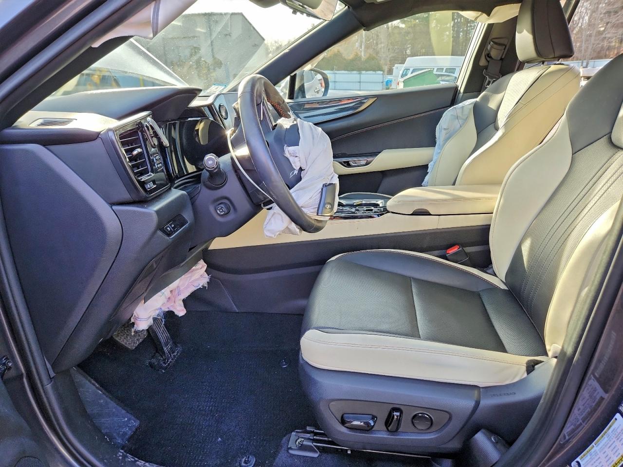 2023 LEXUS NX 350H photo 7