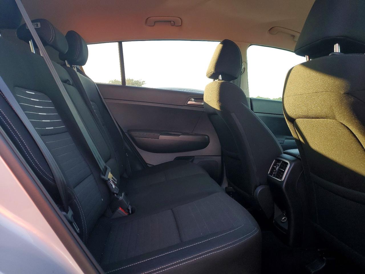 2019 KIA SPORTAGE LX photo 21