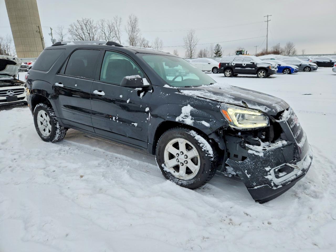 2015 GMC ACADIA SLE photo 4