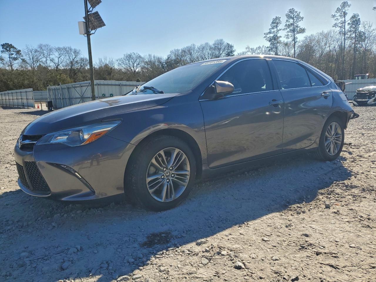 2015 TOYOTA CAMRY