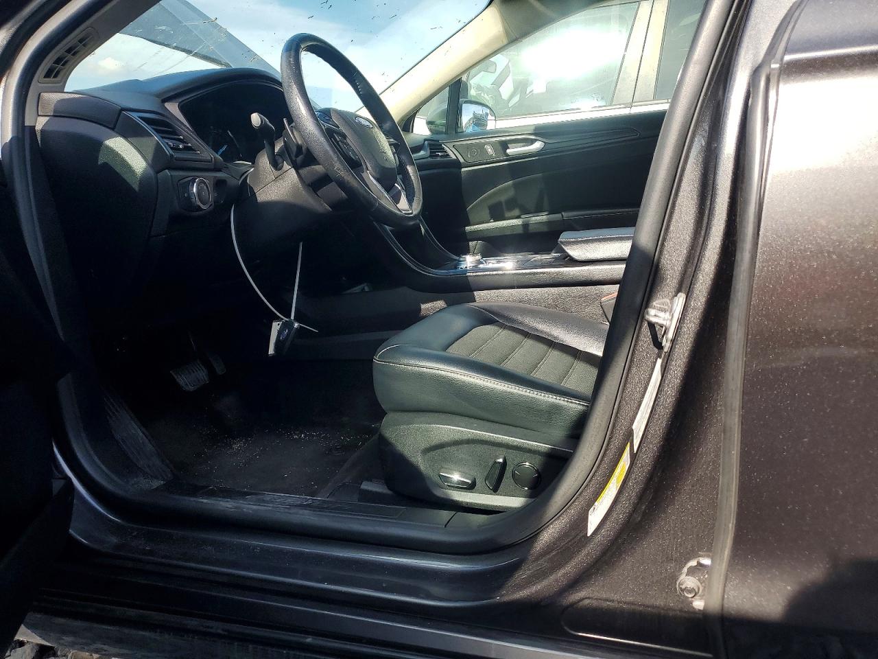 2018 FORD FUSION SE photo 7