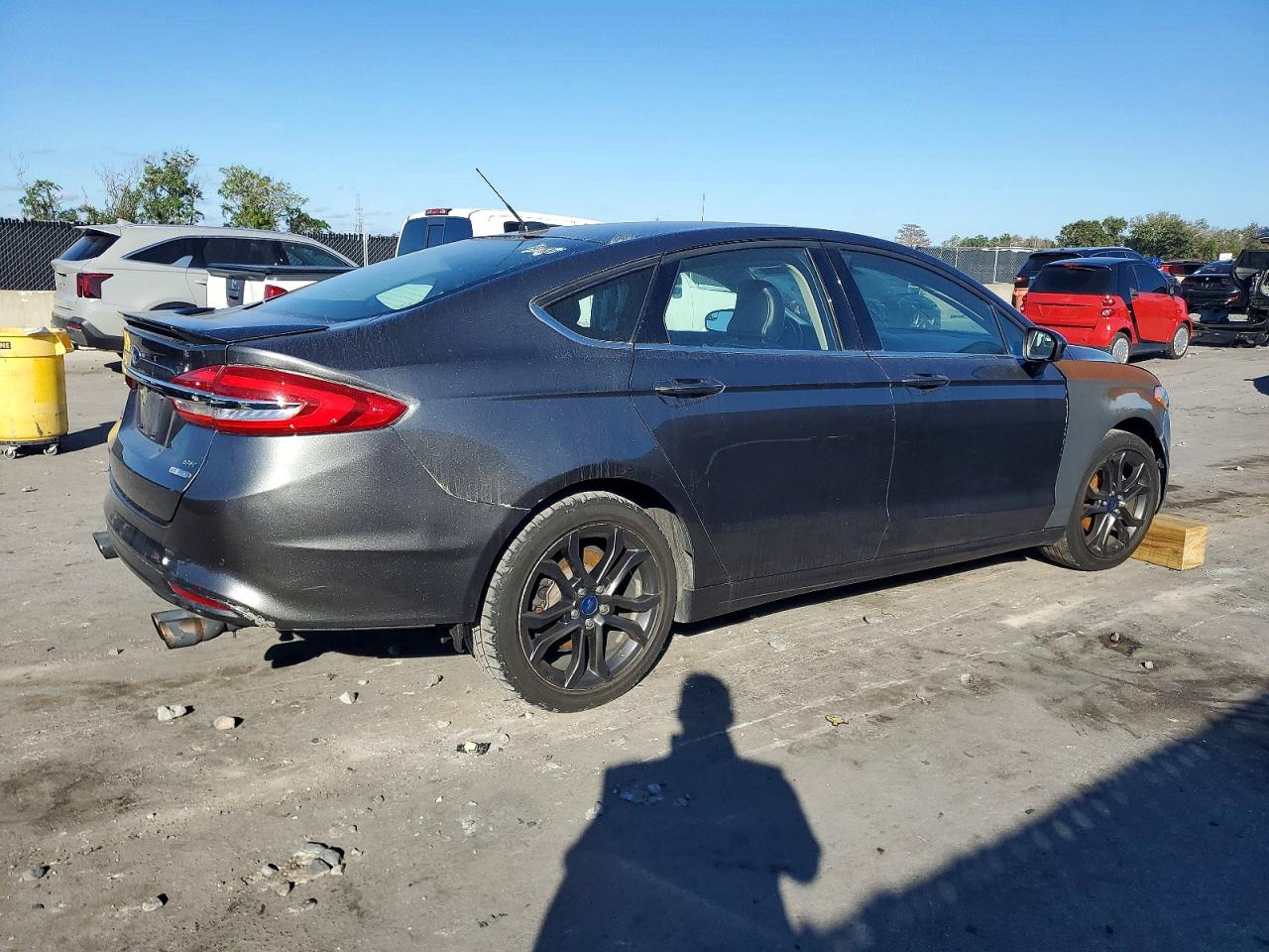 2018 FORD FUSION SE photo 3