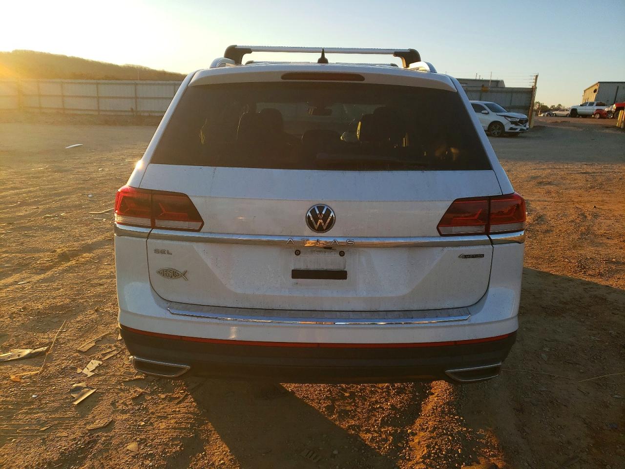 2023 VOLKSWAGEN ATLAS SEL photo 6