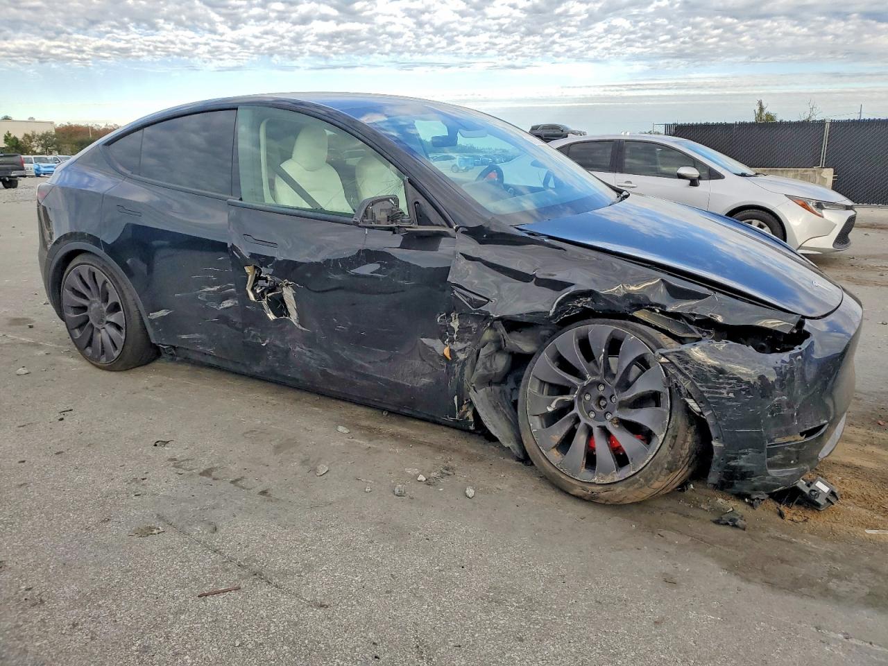 2021 TESLA MODEL Y photo 7