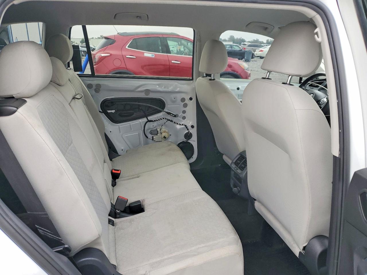 2020 VOLKSWAGEN TIGUAN S photo 11