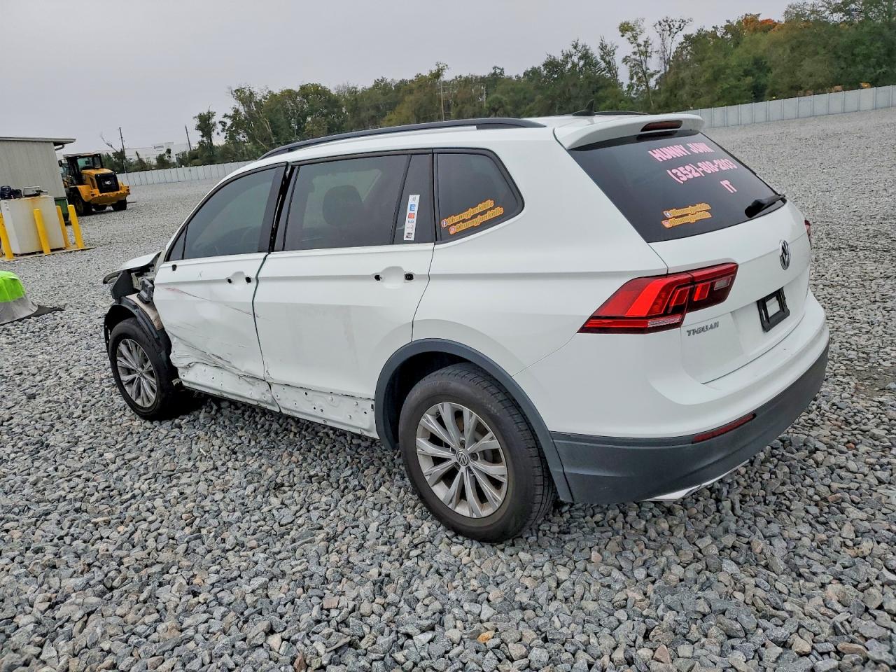 2020 VOLKSWAGEN TIGUAN S photo 2