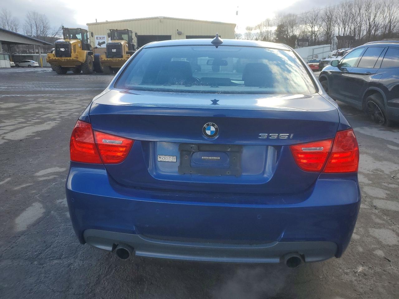 2010 BMW 335 XI photo 6