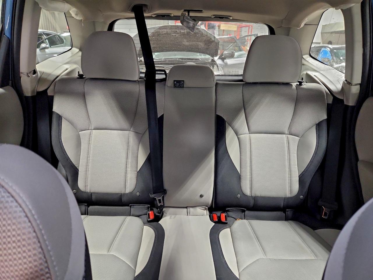2022 SUBARU FORESTER photo 10