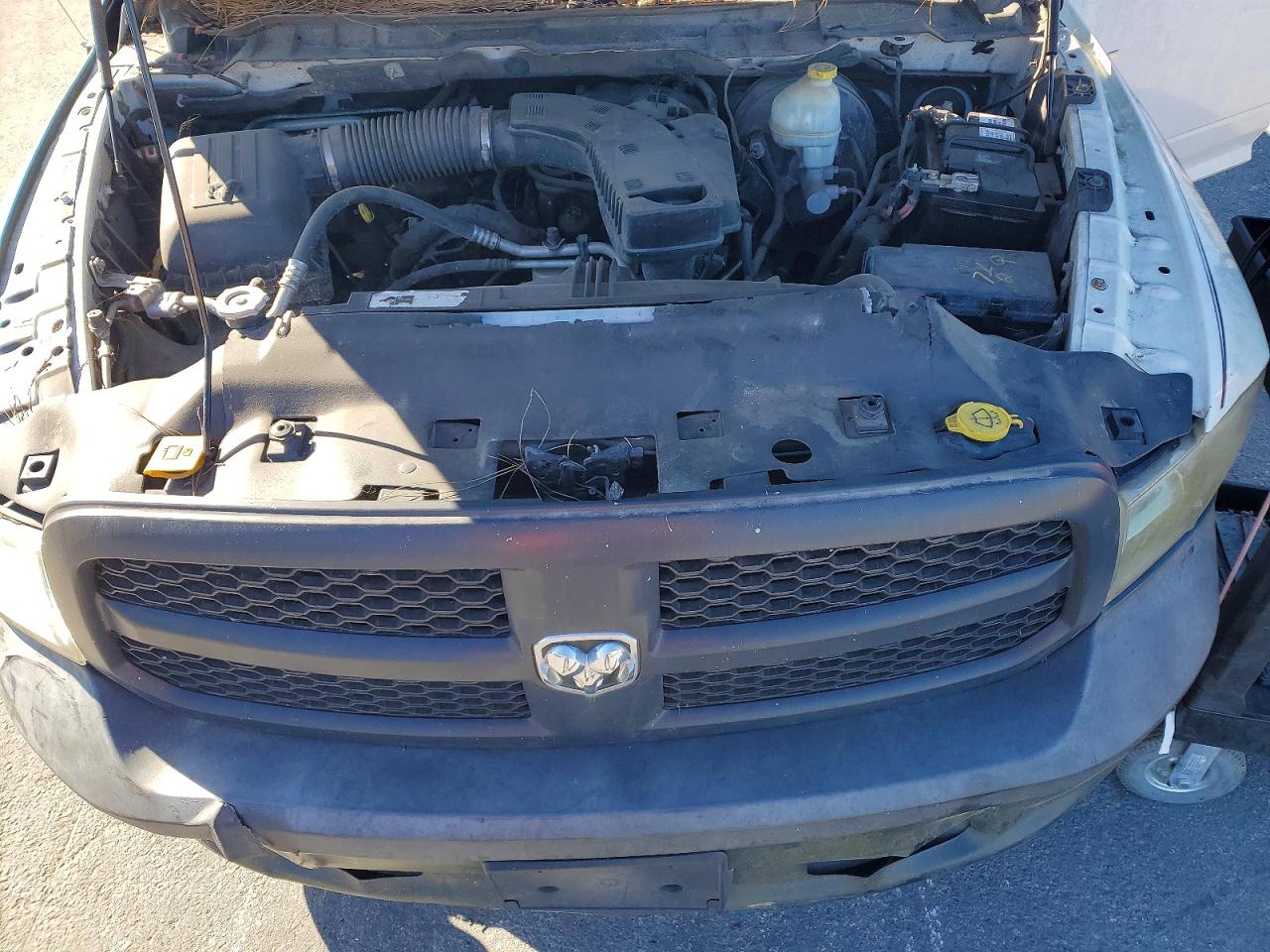 2014 RAM 1500 ST photo 11